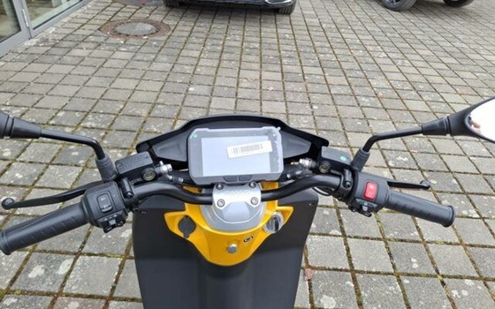 Neufahrzeug Piaggio 1 + - Bild 3