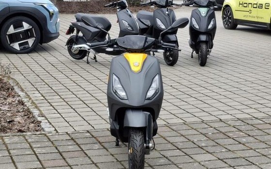 Neufahrzeug Piaggio 1 + - Bild 6