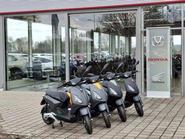 Offer Piaggio 1 + Bild 7: Offer Piaggio 1 +