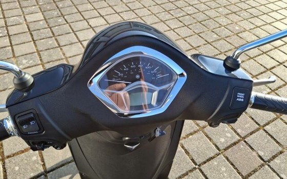 Neufahrzeug Piaggio Liberty 125 RST - Bild 7