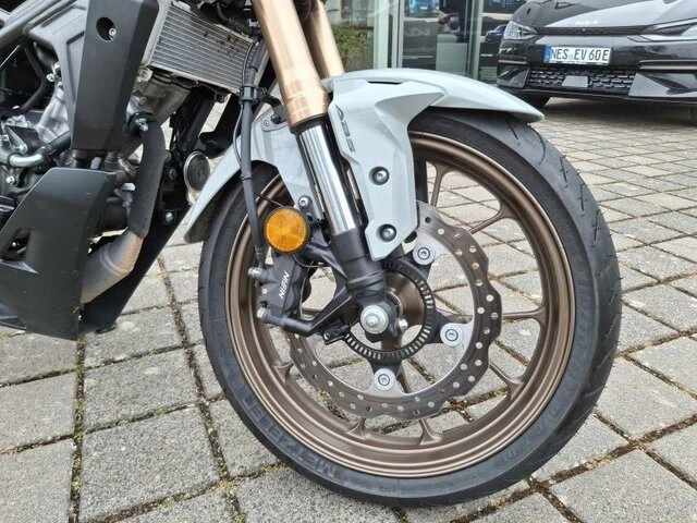 Offer Honda CB125R Bild 4: Offer Honda CB125R