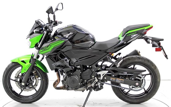 Motorrad Occasion Kawasaki Z 400 - Bild 5