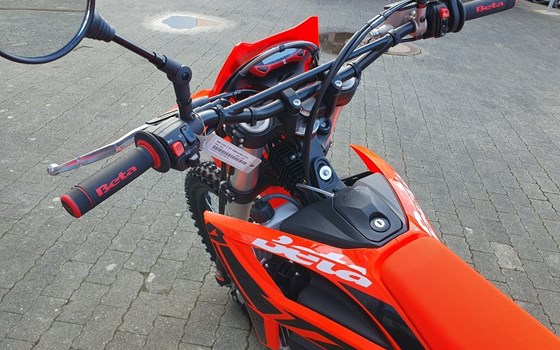Neufahrzeug Beta RR 125 4T LC Enduro - Bild 13