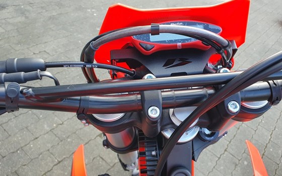 Neufahrzeug Beta RR 125 4T LC Enduro - Bild 16