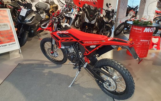 Neufahrzeug Beta RR 125 4T LC Enduro - Bild 7