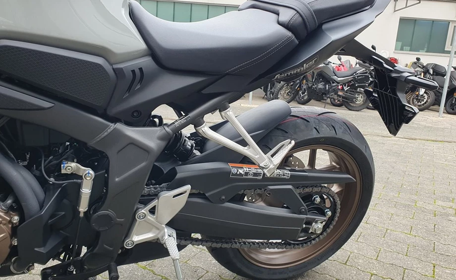 Offer Honda CB650R Bild 18: Offer Honda CB650R