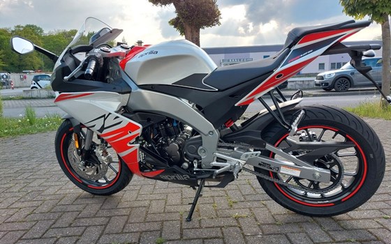 Neufahrzeug Aprilia RS 125 - Bild 13