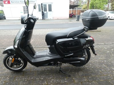 Like II 125i CBS