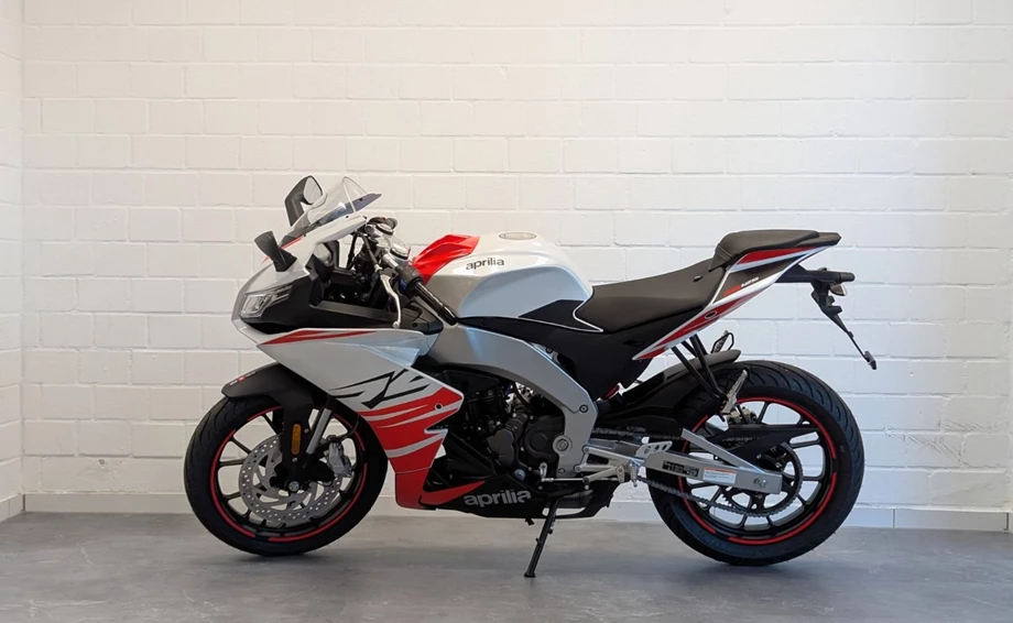 Angebot Aprilia RS 125 Bild 2: Angebot Aprilia RS 125