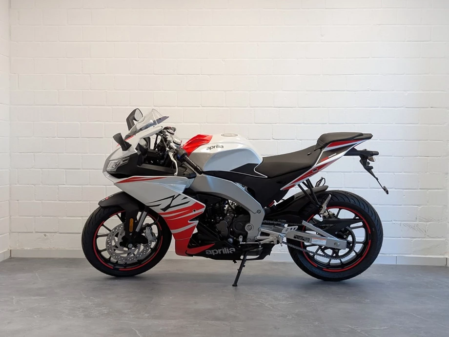 Angebot Aprilia RS 125 Bild 2: Angebot Aprilia RS 125