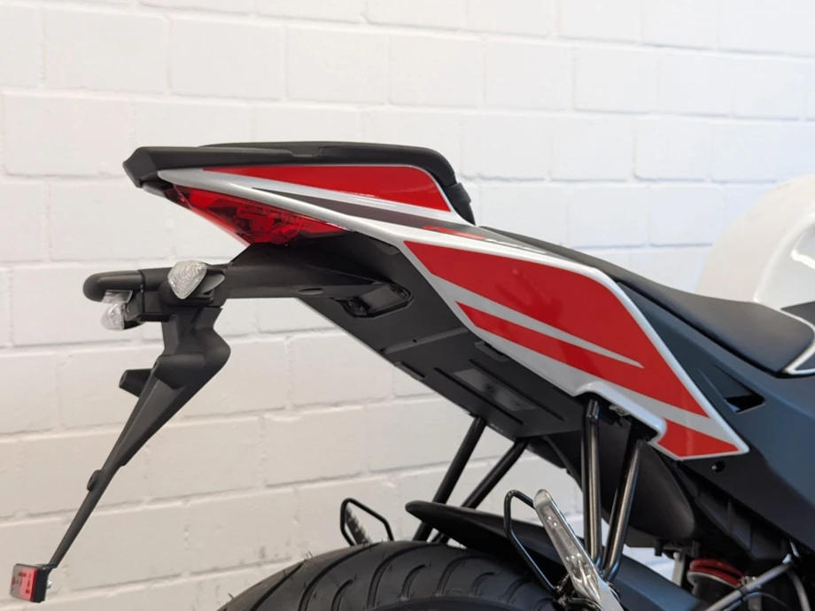 Angebot Aprilia RS 125 Bild 8: Angebot Aprilia RS 125