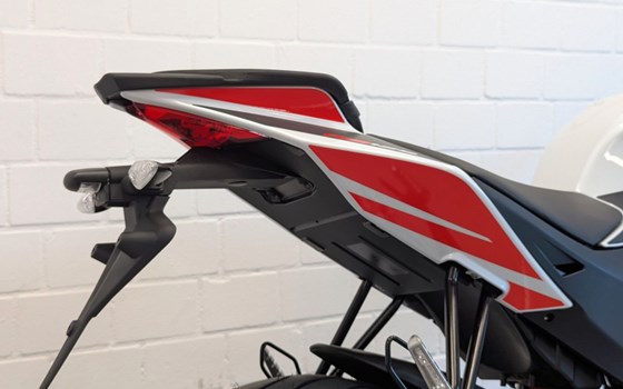 Neufahrzeug Aprilia RS 125 - Bild 8