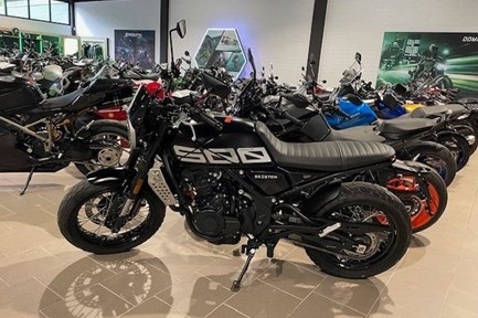 Brixton Crossfire 500