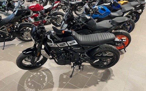 Gebrauchtmotorrad Brixton Crossfire 500 - Bild 2