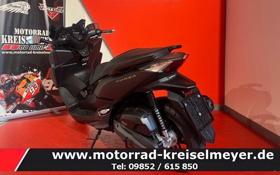 Gebrauchtmotorrad Honda Forza 125 - Bild 5