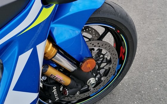 Gebrauchtmotorrad Suzuki GSX-R 1000 R - Bild 5 Gebrauchtmotorrad Suzuki GSX-R 1000 R - Bild 5