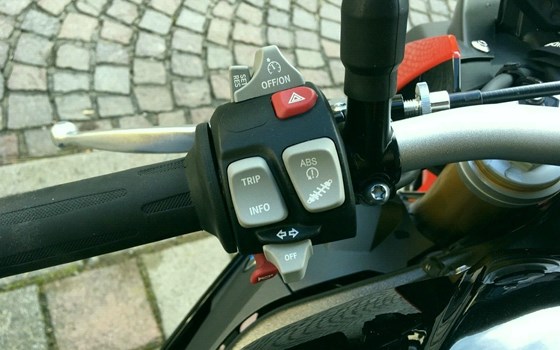 Gebrauchtmotorrad BMW S 1000 R - Bild 8