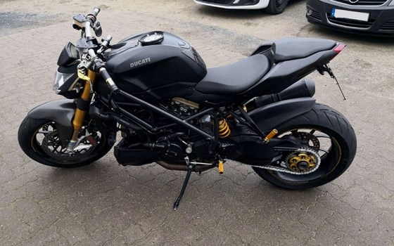 Gebrauchtmotorrad Ducati Streetfighter S - Bild 1