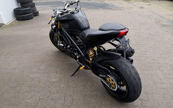 Gebrauchtmotorrad Ducati Streetfighter S - Bild 10