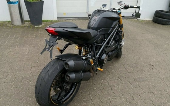 Gebrauchtmotorrad Ducati Streetfighter S - Bild 4
