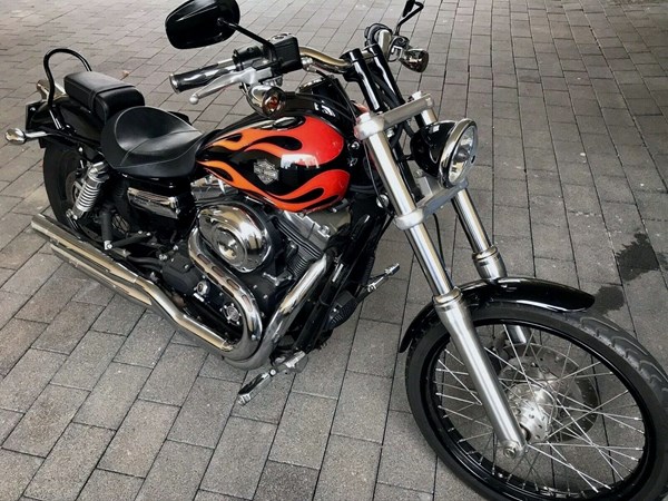 Gebrauchtmotorrad Harley-Davidson Dyna Wide Glide FXDWG