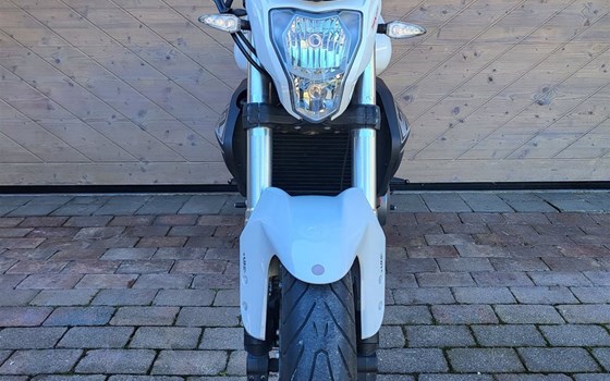 Gebrauchtmotorrad Benelli BN 302 - Bild 3