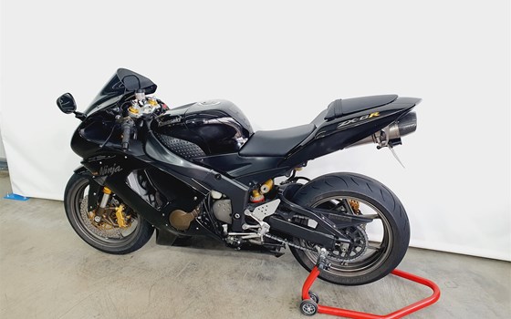 Gebrauchtmotorrad Kawasaki Ninja ZX-6R 636 - Bild 8