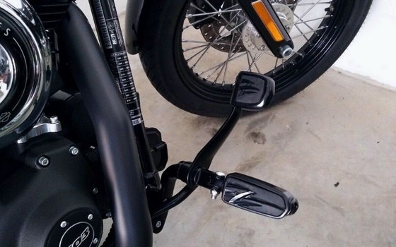 Gebrauchtmotorrad Harley-Davidson Dyna Street Bob FXDB - Bild 14