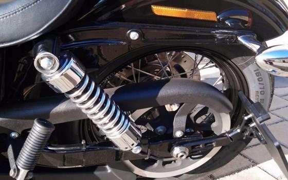 Gebrauchtmotorrad Harley-Davidson Dyna Street Bob FXDB - Bild 6