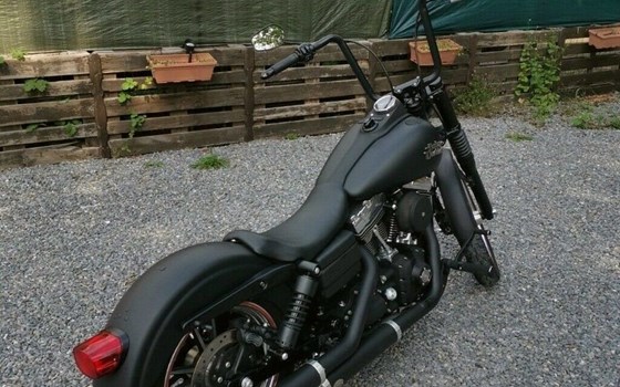 Gebrauchtmotorrad Harley-Davidson Dyna Street Bob FXDB - Bild 1