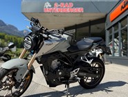 Honda CB125R