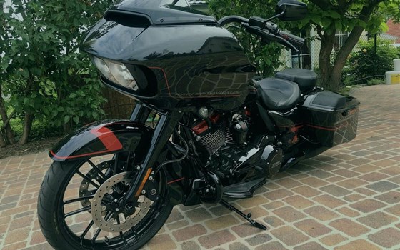 Gebrauchtmotorrad Harley-Davidson CVO Road Glide FLTRSE - Bild 3