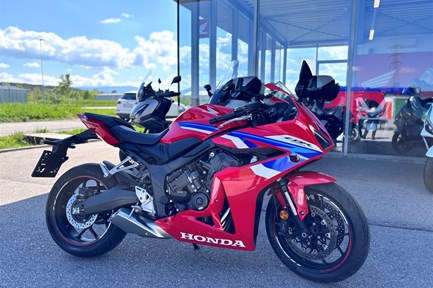 Honda CBR650R E-Clutch