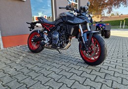 Neumotorrad Suzuki GSX-8S