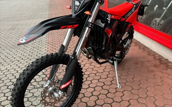 Neufahrzeug Beta RR Enduro 4T 125 LC - Bild 6