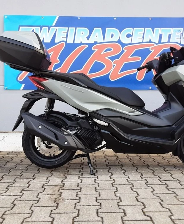 Honda Forza 125<br />€5 SMARTKEY TOPBOX Abverkauf