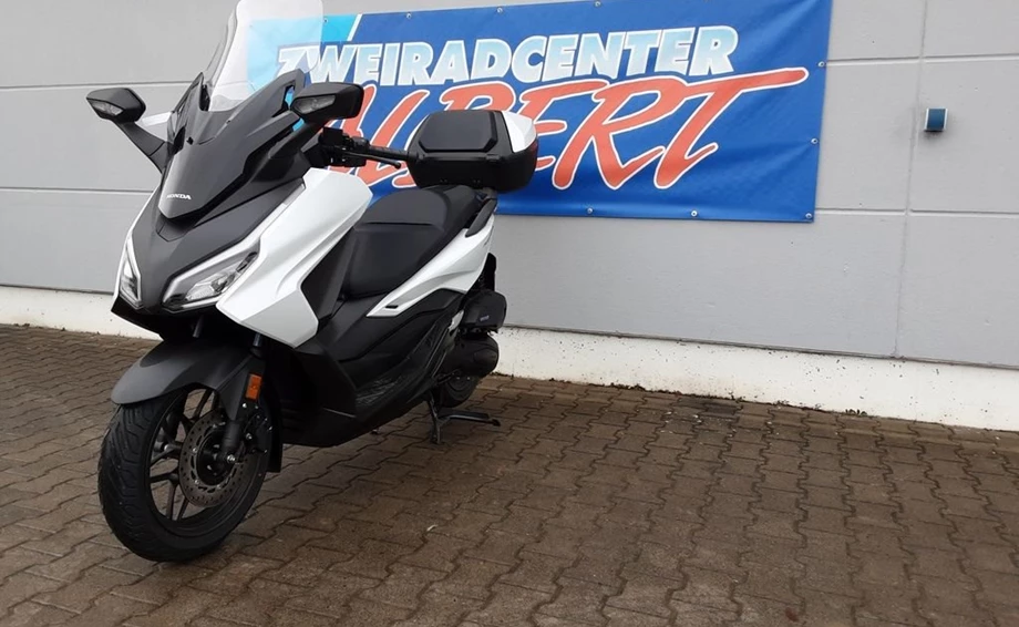 Offer Honda Forza 125 Bild 8: Offer Honda Forza 125