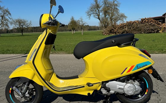 Neufahrzeug Vespa Primavera 50 S - Bild 2 Neufahrzeug Vespa Primavera 50 S - Bild 2