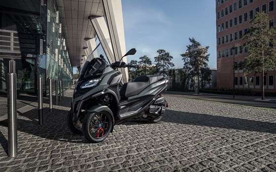 Neufahrzeug Piaggio MP3 400 Sport - Bild 12