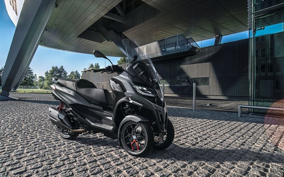 Neufahrzeug Piaggio MP3 400 Sport - Bild 13