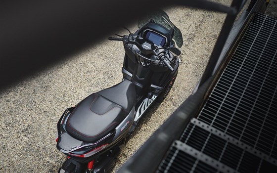 Neufahrzeug Piaggio MP3 400 Sport - Bild 19