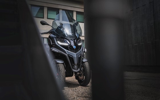 Neufahrzeug Piaggio MP3 400 Sport - Bild 20