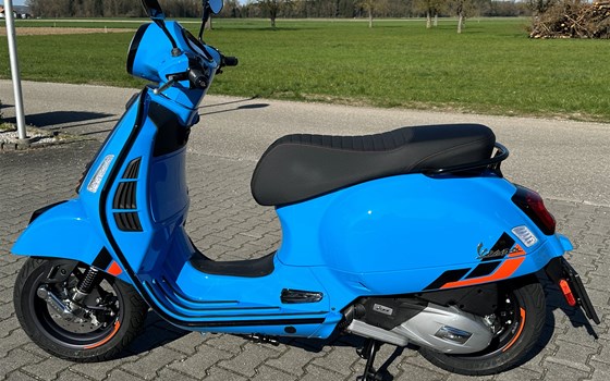 Neufahrzeug Vespa GTS 125 Super Sport - Bild 2 Neufahrzeug Vespa GTS 125 Super Sport - Bild 2