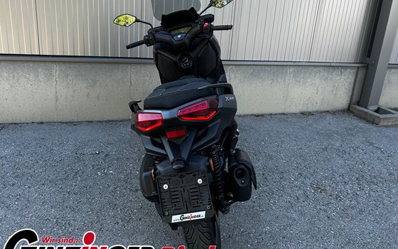 Gebrauchtmotorrad Yamaha XMAX 300 - Bild 7 Gebrauchtmotorrad Yamaha XMAX 300 - Bild 7