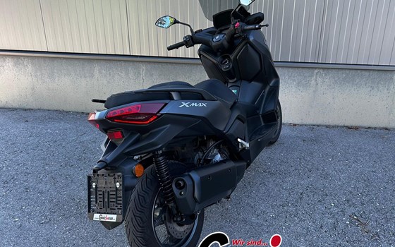 Gebrauchtmotorrad Yamaha XMAX 300 - Bild 5 Gebrauchtmotorrad Yamaha XMAX 300 - Bild 5