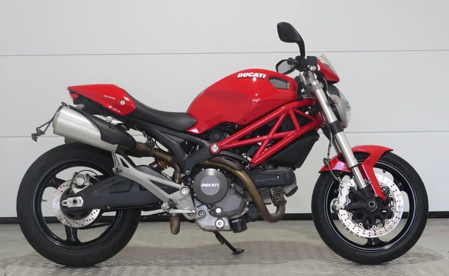 Angebot Ducati Monster 696+ Bild 2: Angebot Ducati Monster 696+