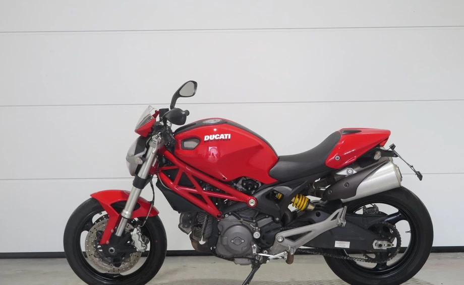 Angebot Ducati Monster 696+ Bild 7: Angebot Ducati Monster 696+