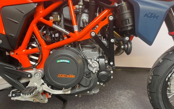 Neufahrzeug KTM 690 SMC R - Bild 4