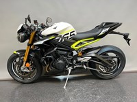 Gebrauchtmotorrad Triumph Street Triple 765 Moto2 Edition