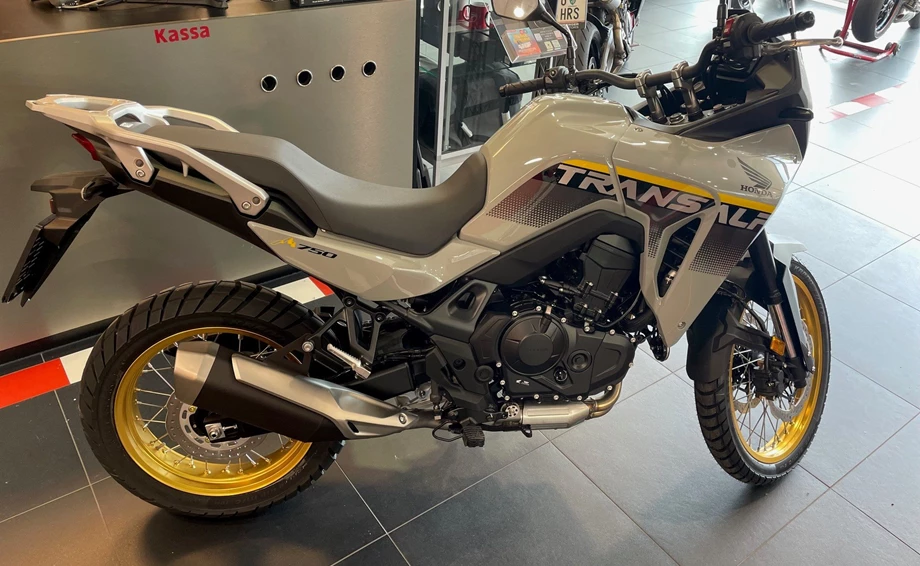 Angebot Honda XL750 Transalp Bild 3: Angebot Honda XL750 Transalp